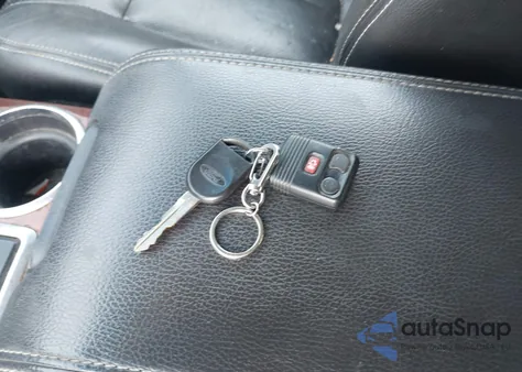 2010 Ford F-150 Fx4/Harley-Davidson/King Ranch/Lariat/Platinum/Xl/Xlt from USA, damaged, VIN 1FTFW1EV4AFB22782